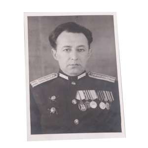 Photo-ID of engineer-Colonel in the red army