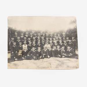 Group pre-war photo sailors RCCF