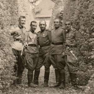 Photo Soviet soldiers with daggers SS "Leader"