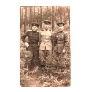Photo officers 201-St mortar regiment of the red army