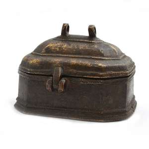 Box (inkwell?) bronze