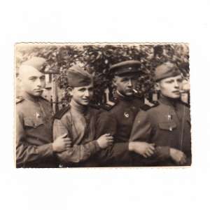 Photo soldiers 206-th mortar regiment of the red army, 1945