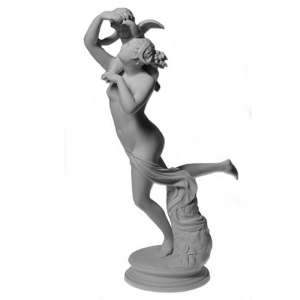 The sculpture "Venus and Cupid"