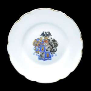Porcelain snack-bar serving patties plate with the emblem of a kind of Savin