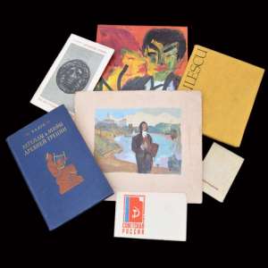 A lot of books and documents from the archive of the famous artist V. P. Krivoruchko