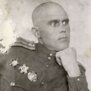 Photo of a senior officer of the red army with military orders