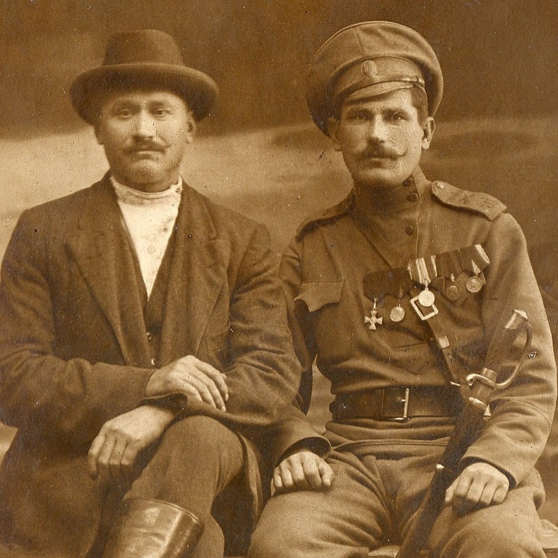 Photo of the heroic scorer army artillery