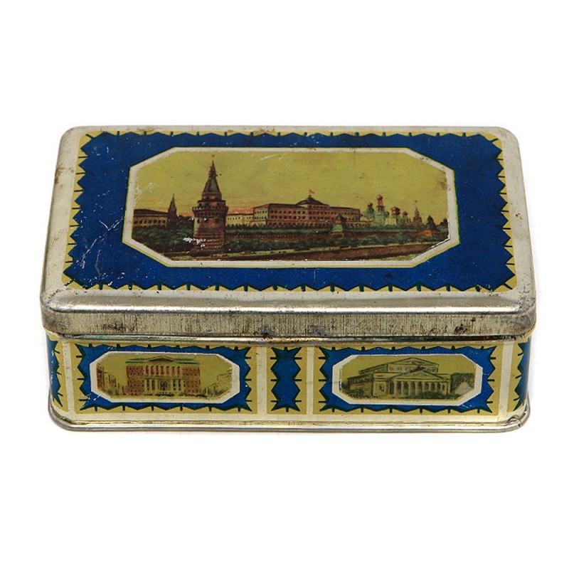 A tin box of chocolates with views of Moscow