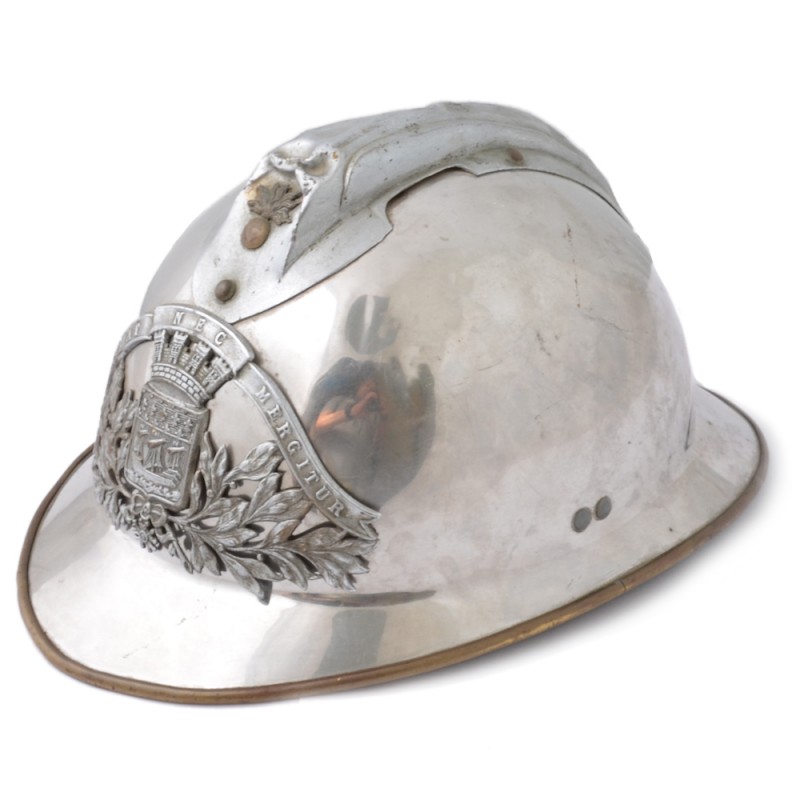 The helmet of a Paris firefighter of the early twentieth century