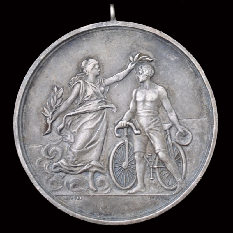 Silver medal in youth competitions in Cycling, 1913