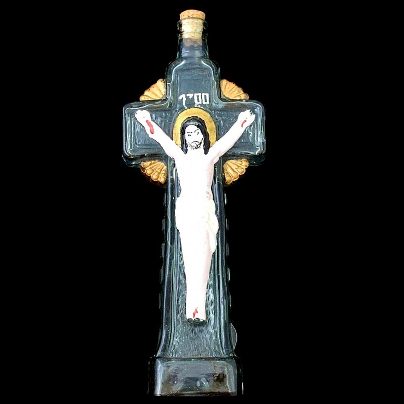 Bottle for alcoholic drinks in the form of the crucifixion