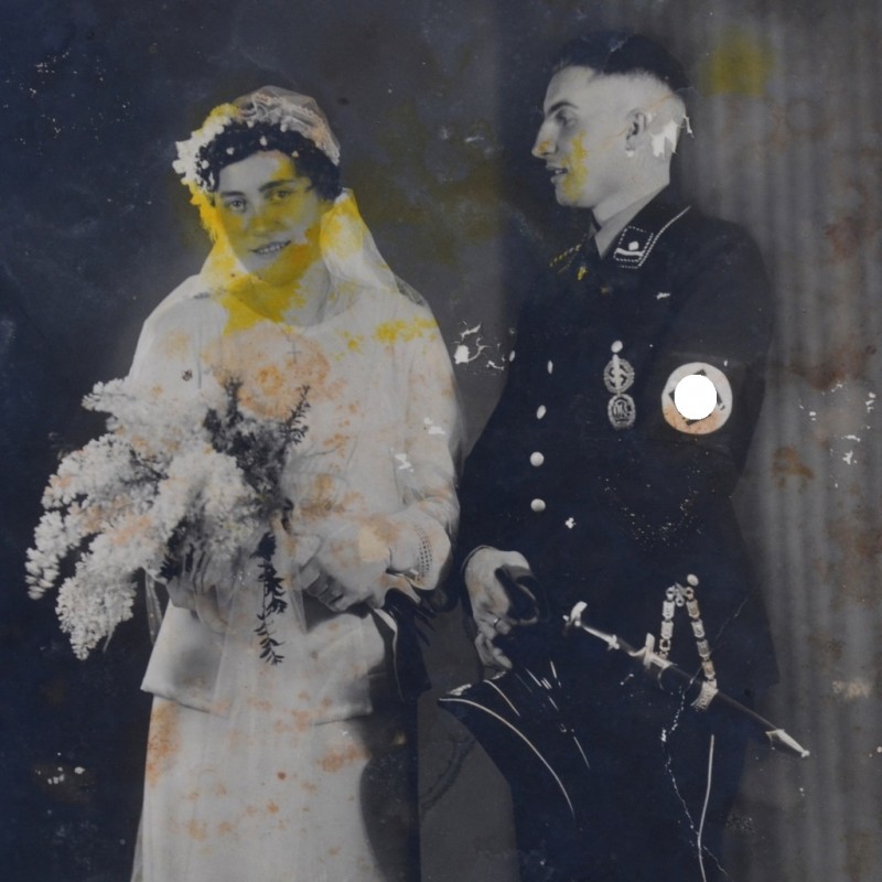 Great wedding photo of a scharführer of the SS Leader dagger-SS