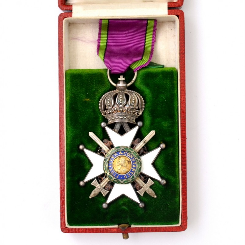The birth order of the Saxe-Ernestinovo home in degree a knight in box