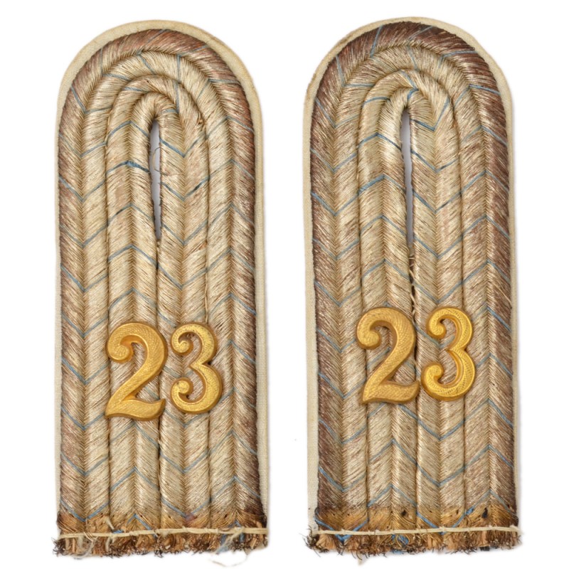 Epaulettes of lieutenant of the German 23rd infantry regiment