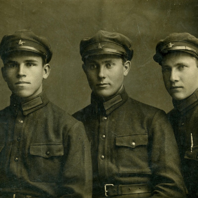 Early photos of red army infantry privates