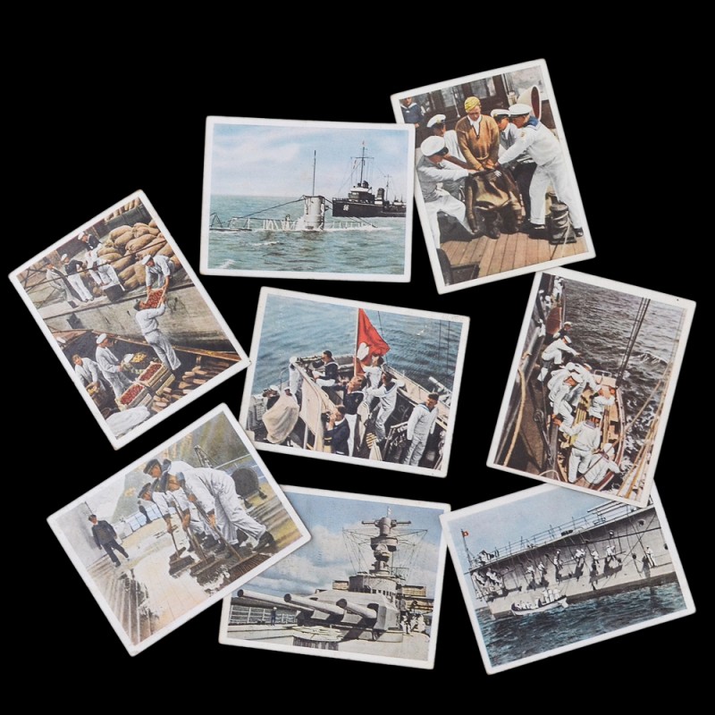 Lot of cigarette refills with the subjects of the Kriegsmarine