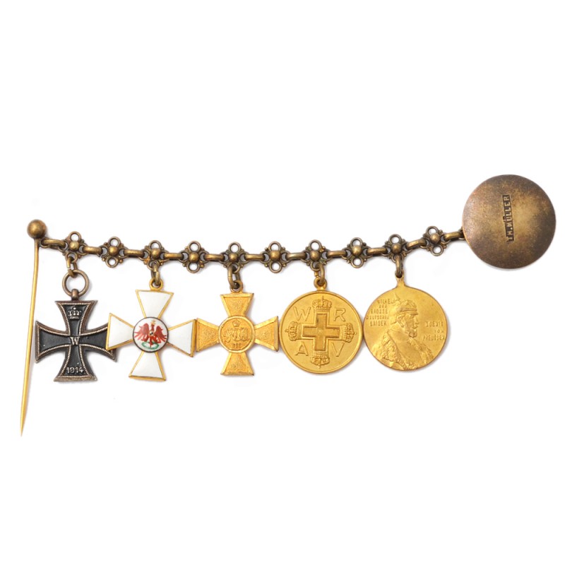 Chain of miniatures of a military medic-knight of the order of the red eagle