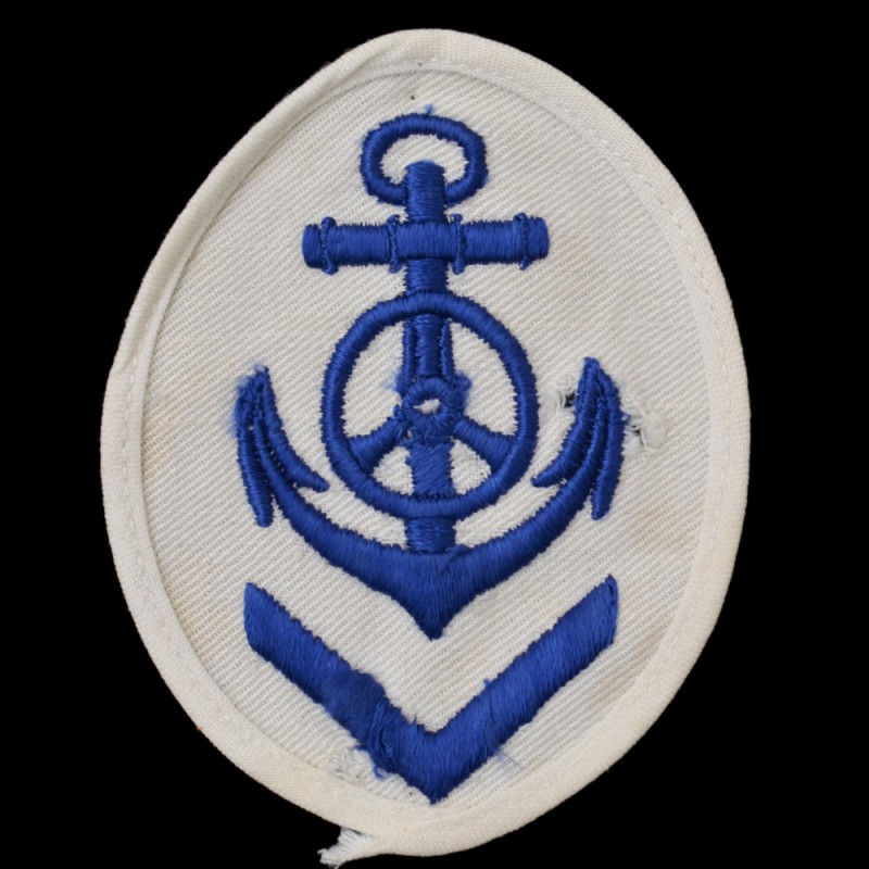 Sleeve patch (special badge) on the white uniform of the senior Kriegsmarine driver