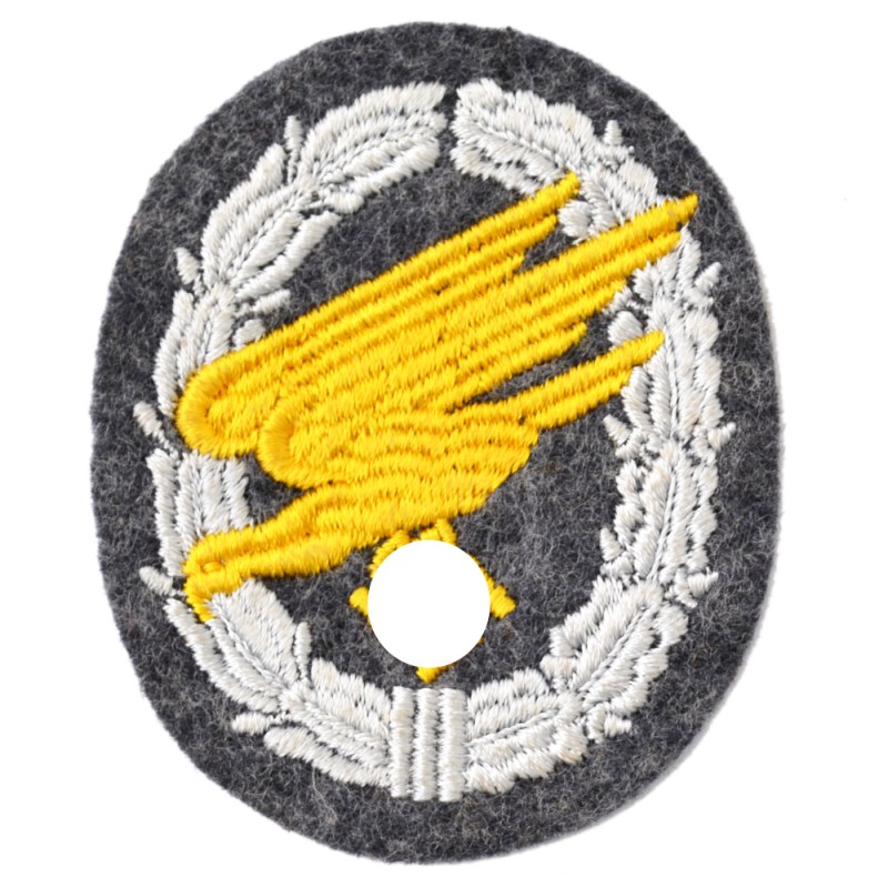 Sewn version of the qualification badge " Luftwaffe paratrooper»