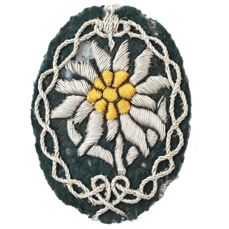 The arm patch of an officer of the mountain-jaeger units of the Wehrmacht