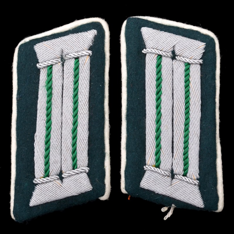 Buttonholes of a military official of the Wehrmacht Mobilization and Replenishment Service