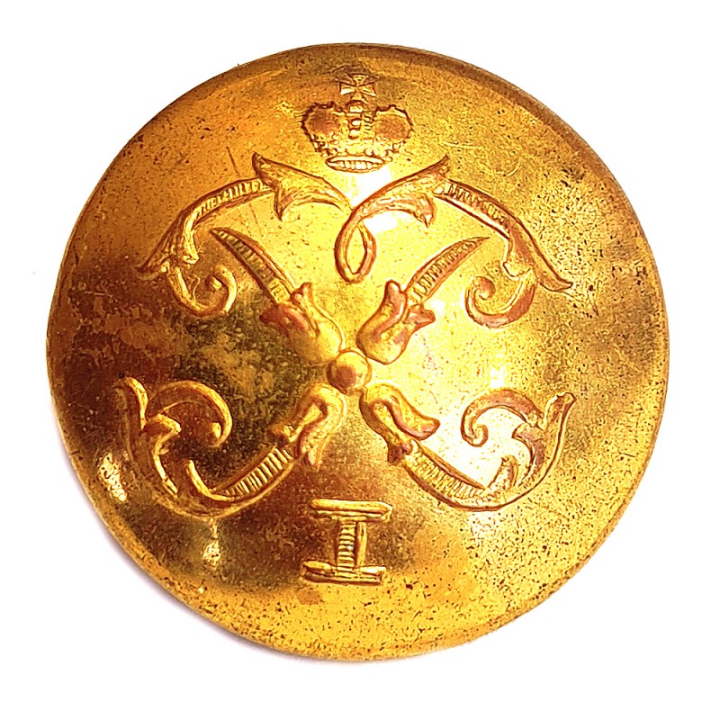 Button of an employee of the Peterhof Palace Administration in luxury preservation