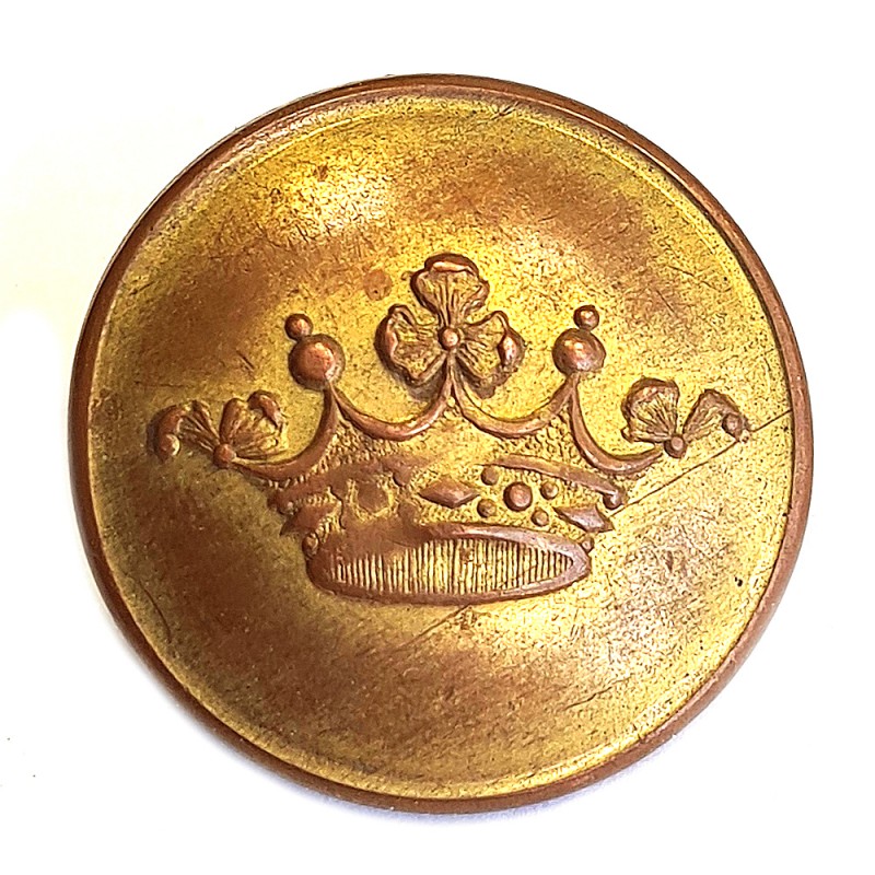 Button with the image of a noble crown of the Russian type