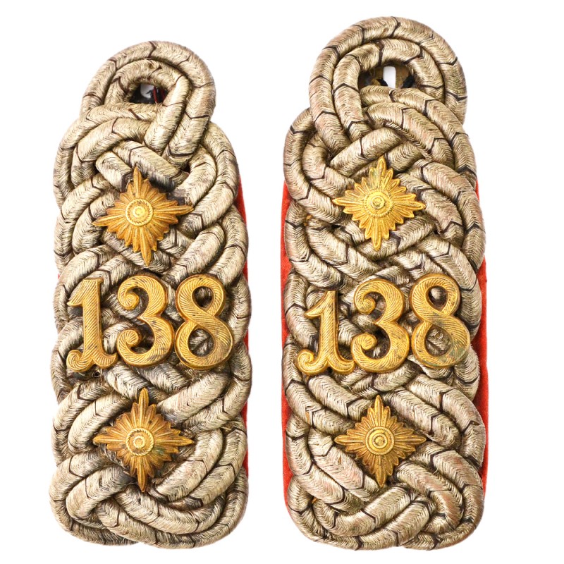 Shoulder straps of the commander (colonel) of the 138th Infantry Regiment of the Kaiser's army