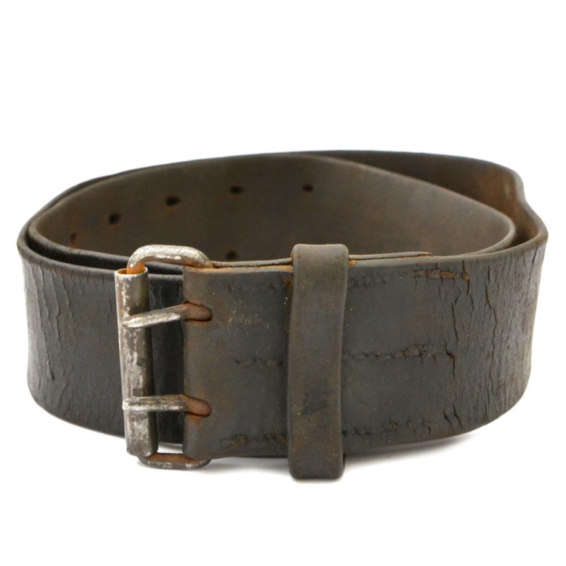 Leather belt of the rank and file of the French army