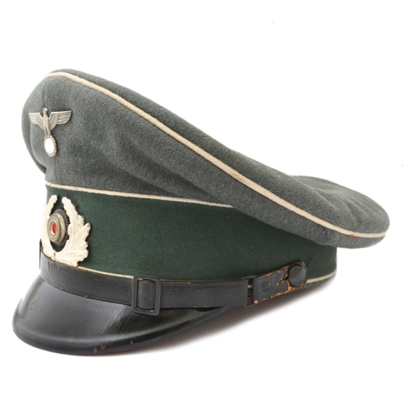 An early version of the Wehrmacht Infantry rank - and - file cap