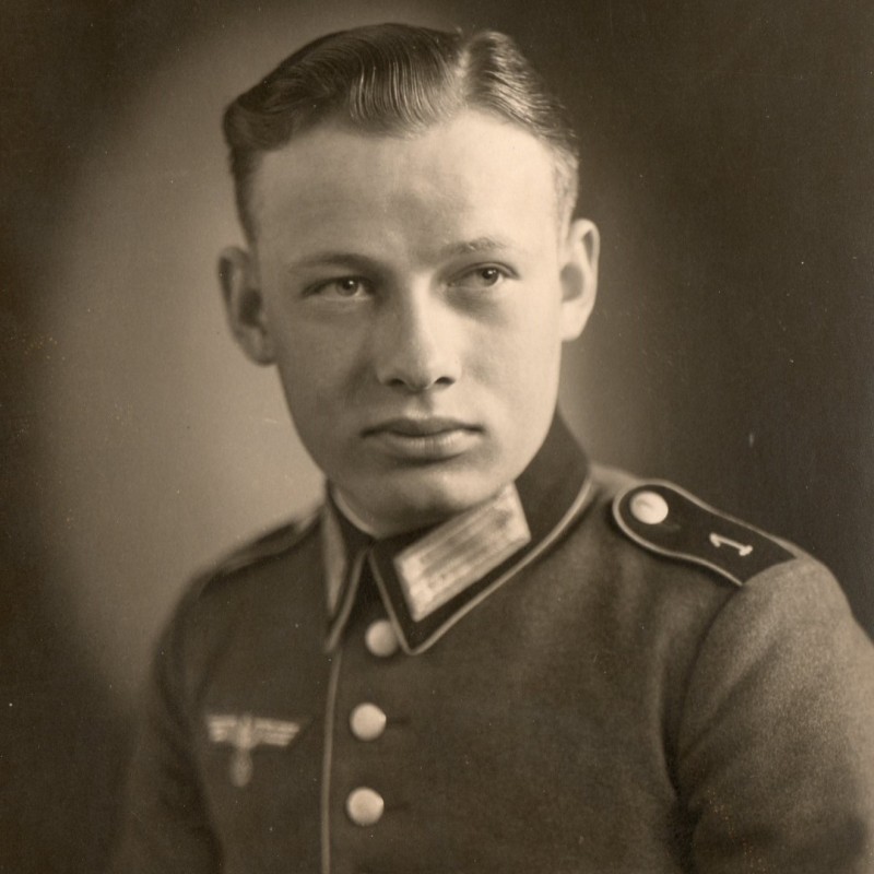 Photo of a corporal of the 1st Infantry Regiment with awards