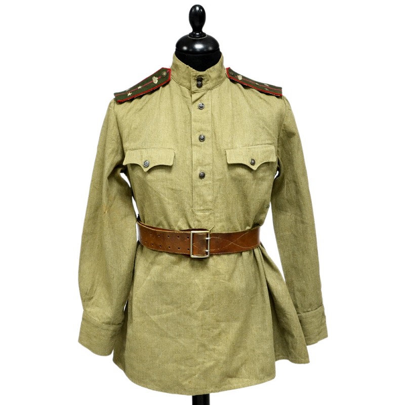 Officer's tunic of senior lieutenant of the tank troops of Red Army model 1943, made in 1944