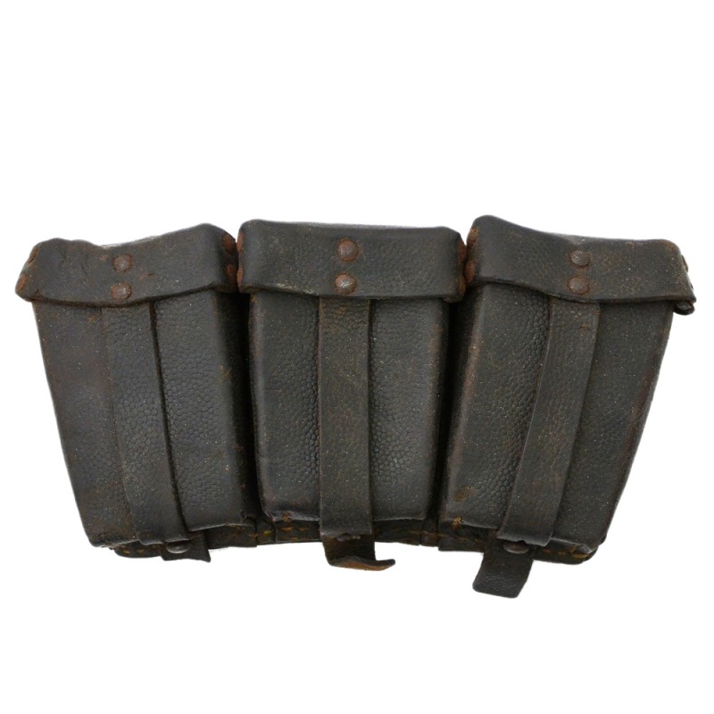 Pouch for cartridges for the Mauser K98 carbine