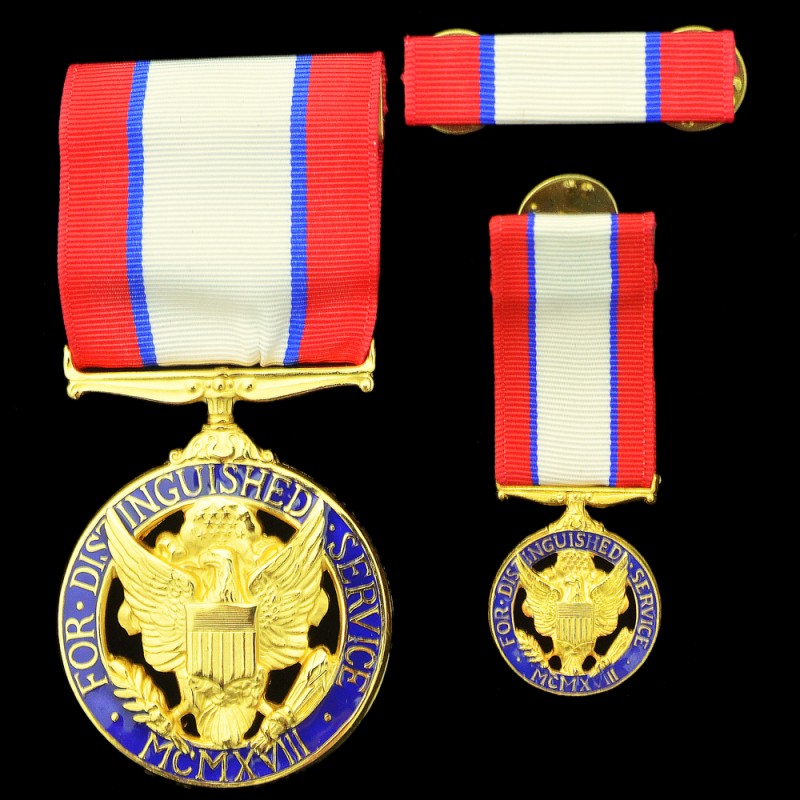 U.S. Army Distinguished Service Medal, complete with miniature and bar