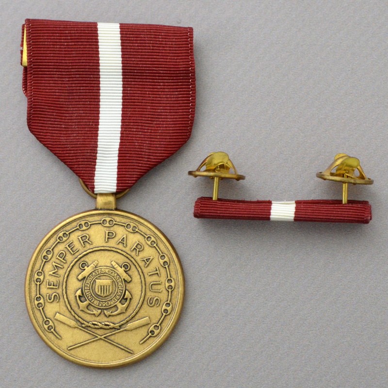 United States Coast Guard Medal for Good Behavior of the 1923 model, type 2, with a bar 