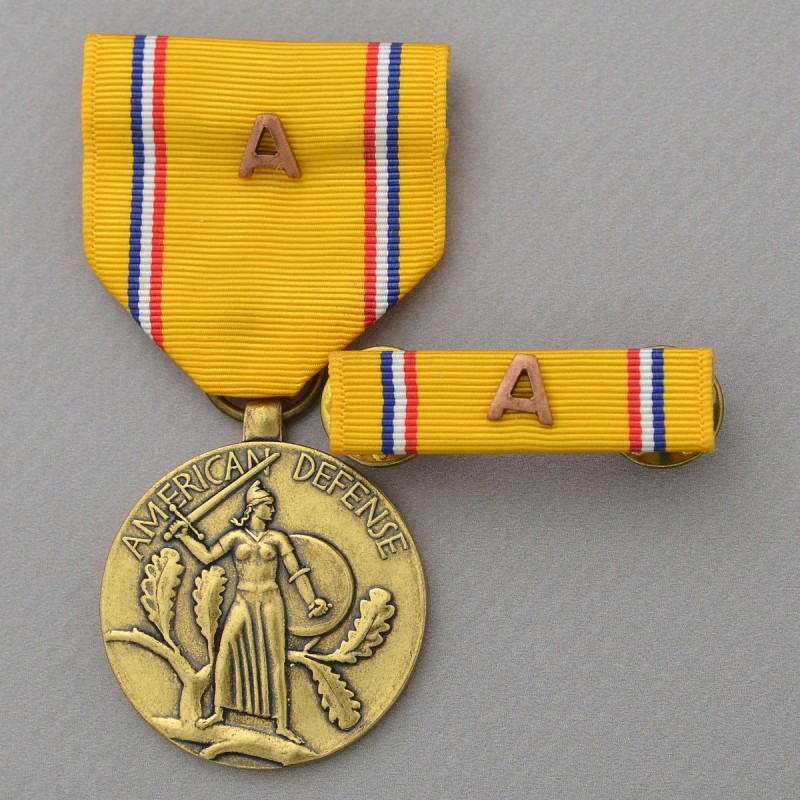 U.S. Defense Service Medal "A", with bar