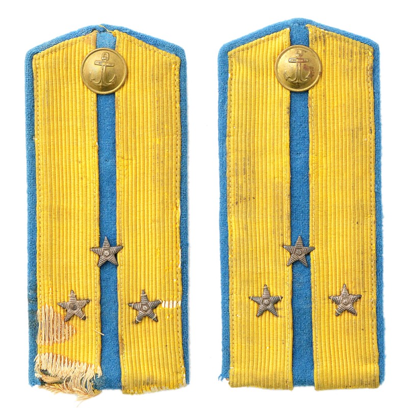Shoulder straps of an everyday naval aviation pilot (?) The Red Army of the 1943 model