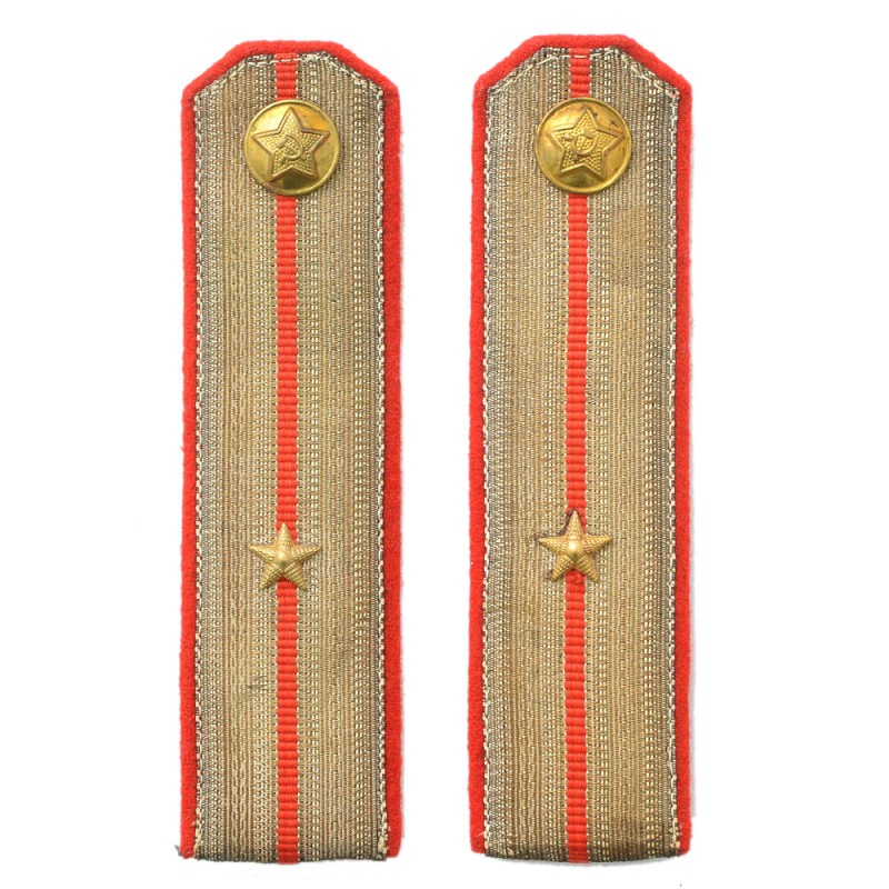 Shoulder straps of a junior lieutenant of the medical service of the Soviet Army of the 1946 model