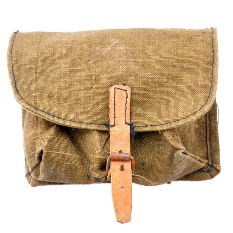 Canvas pouch for three F-1 grenades, 1944