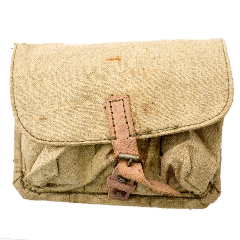 A pouch of light tarpaulin for three F-1 grenades, 1944