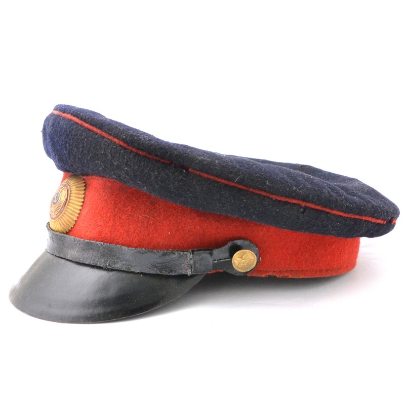 The cap of the rank and file of the USSR militia of the 1947 model