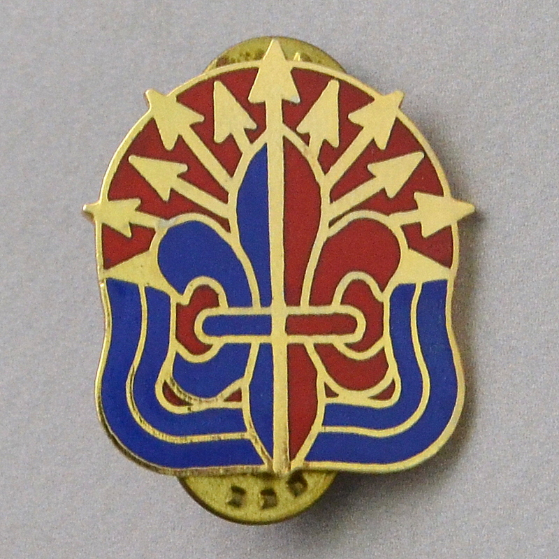Badge of the 115th Artillery Brigade of the US Army