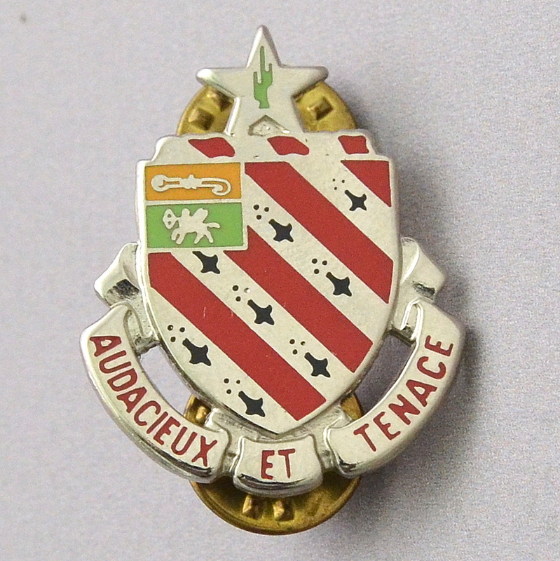 Badge of the 8th Field Artillery Regiment of the US Army