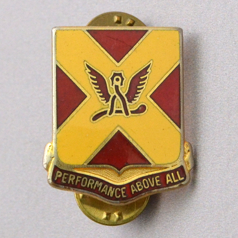 Badge of the 84th Field Artillery Regiment of the US Army