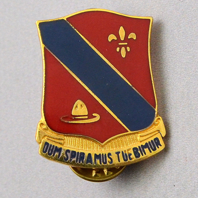 Badge of the 133rd Field Artillery Regiment of the US Army