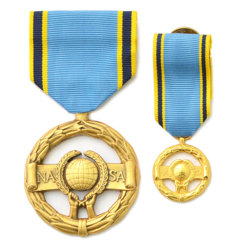 NASA Medal "For Exceptional Merits" with miniature