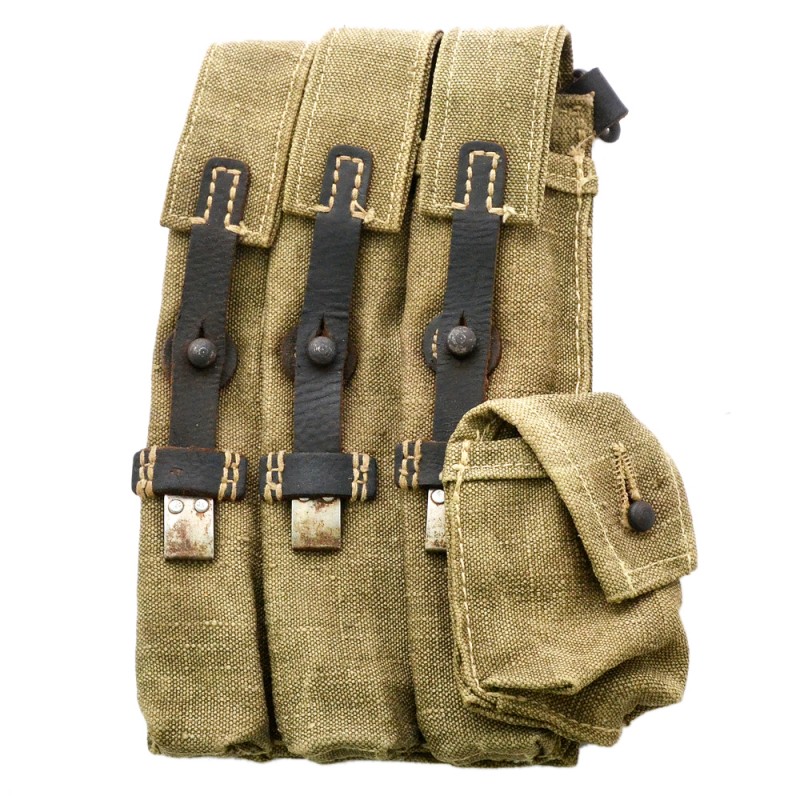 Pouch for the MP-40 submachine gun, museum copy