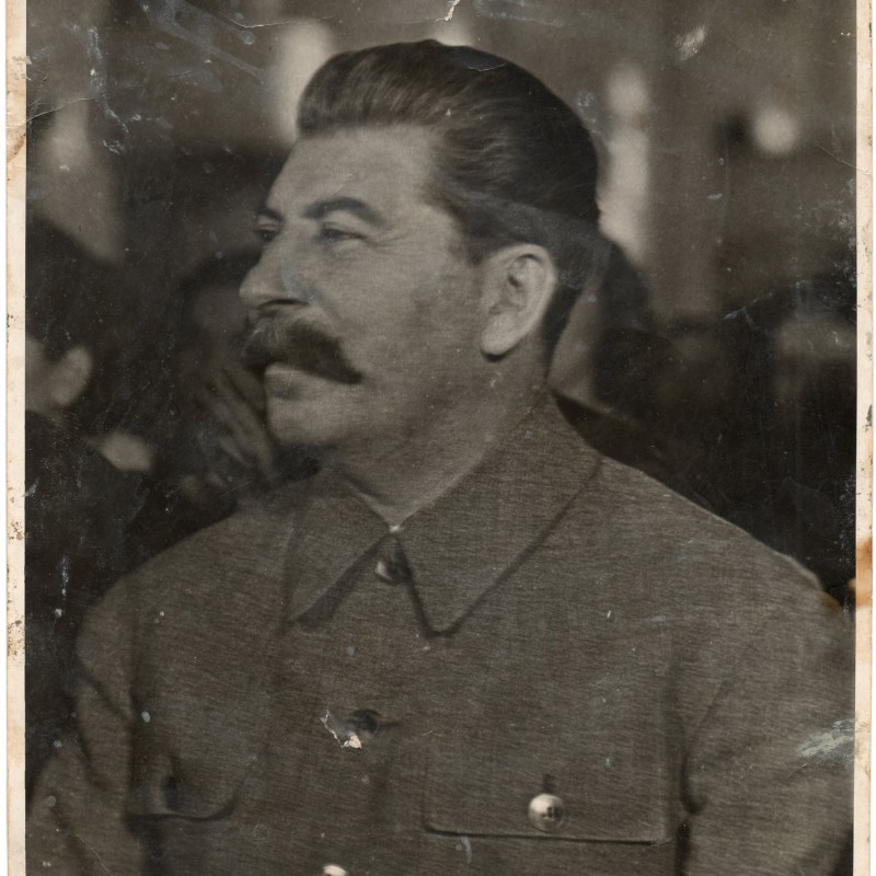 Portrait photo of I. Stalin
