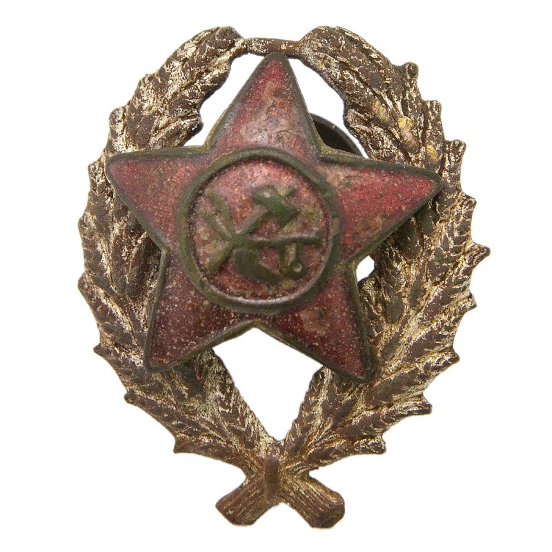 The badge of the red commander of the Red Army of the 1918 model