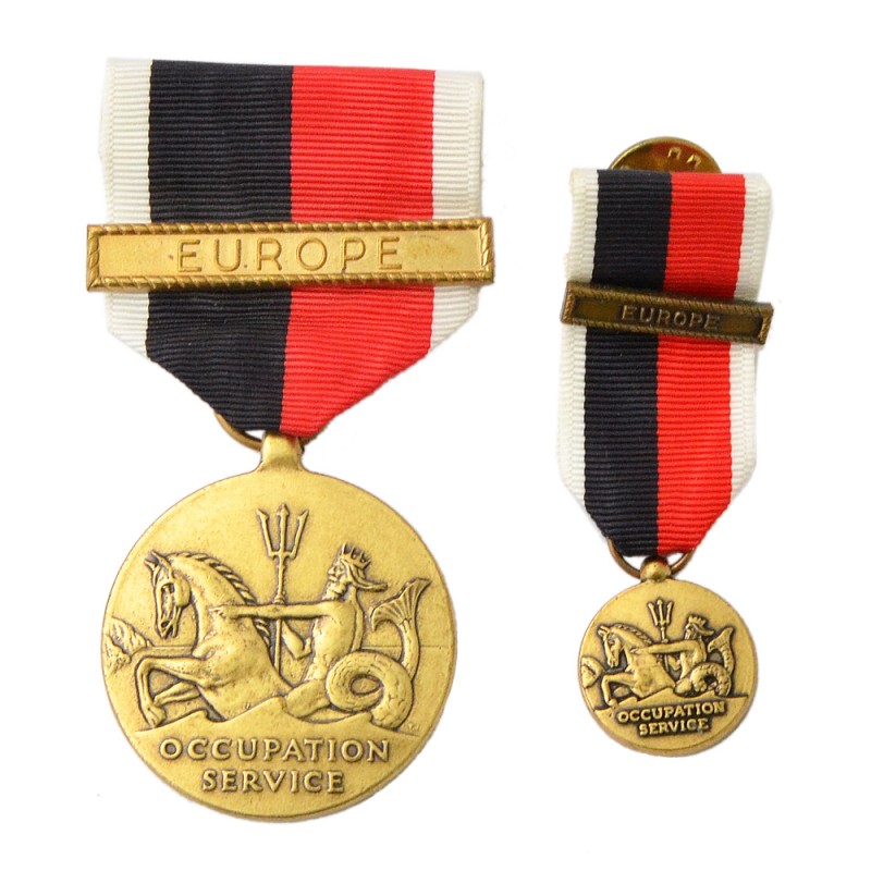 Medal for the Occupation service of the US Navy in Europe, with miniature
